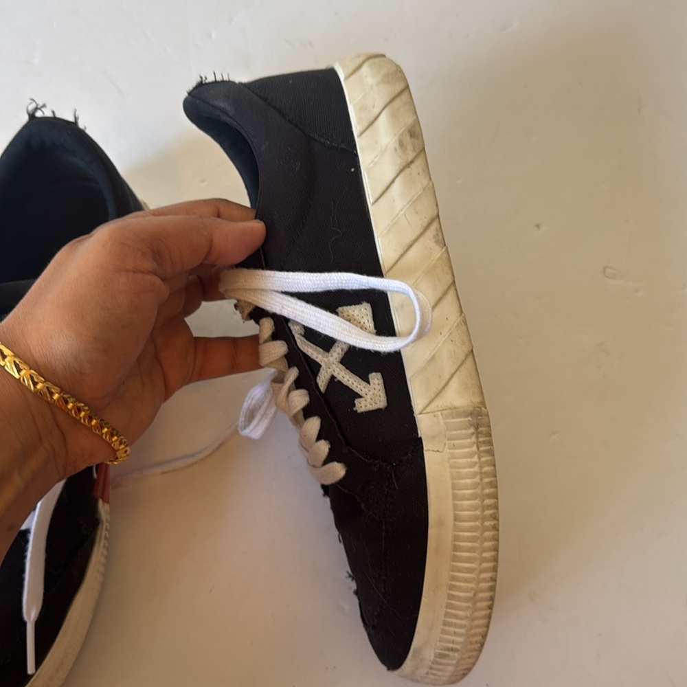 Off white sneakers - Picture 8 of 13